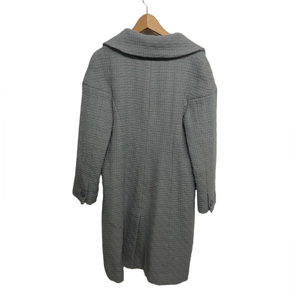 Vintage Baby Blue Lind winter coat perfect for layering and the cold season - Picture 4 of 5